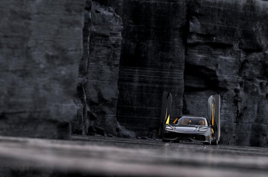  Koenigsegg Gemera 2020 года  (фото 3 из 46)